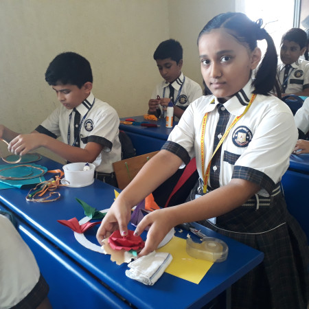 Wall Hanging Making Competition(Primary)