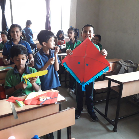 Kite Making Competition(Grade III)