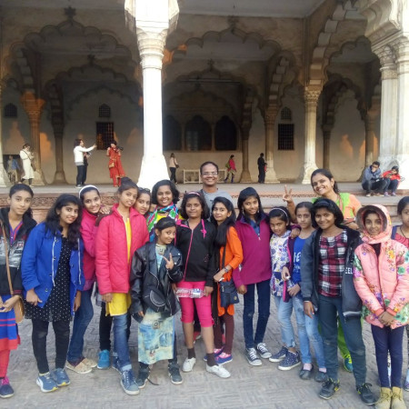Picnic To Jaipur & Agra(grade V To 9)