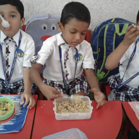 Smart Lunch -Chatpat Sprout(Sr.KG)