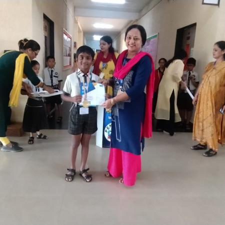 Felicitation Of SOF (Science Olympiad Foundation)-Primary Section
